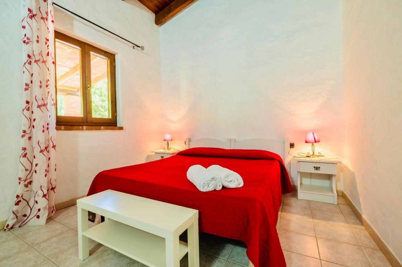איגלסיאס Agriturismo Il Paradiso מראה חיצוני תמונה